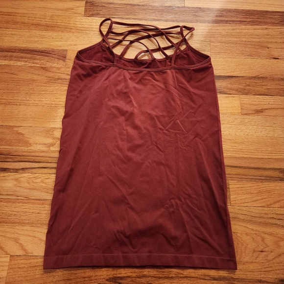 Zenana Outfitters Seamless Rust Camisole 1X/2X - Picture 4 of 4